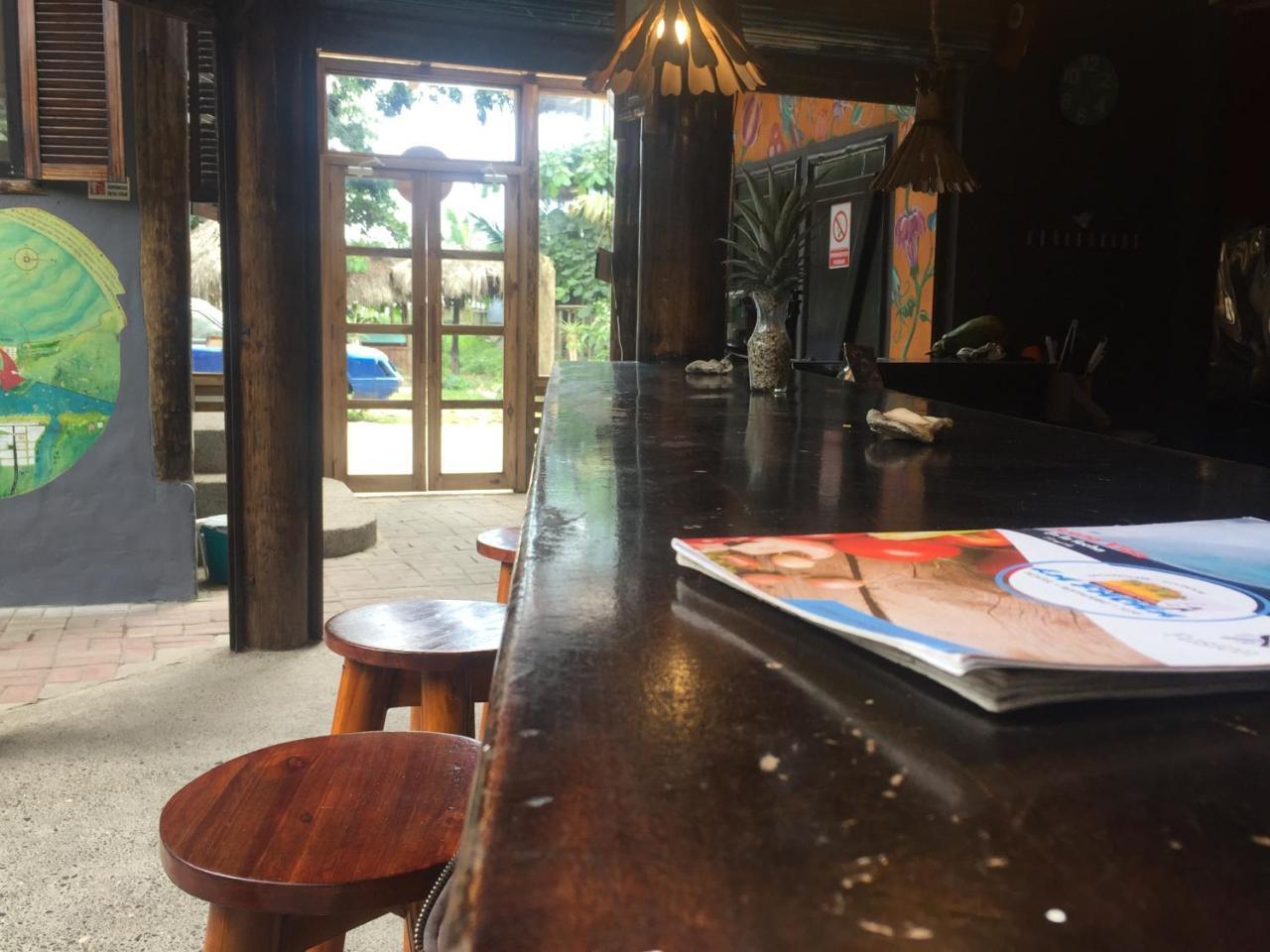 La Facha Hostal Restaurant Surf مومبيش المظهر الخارجي الصورة