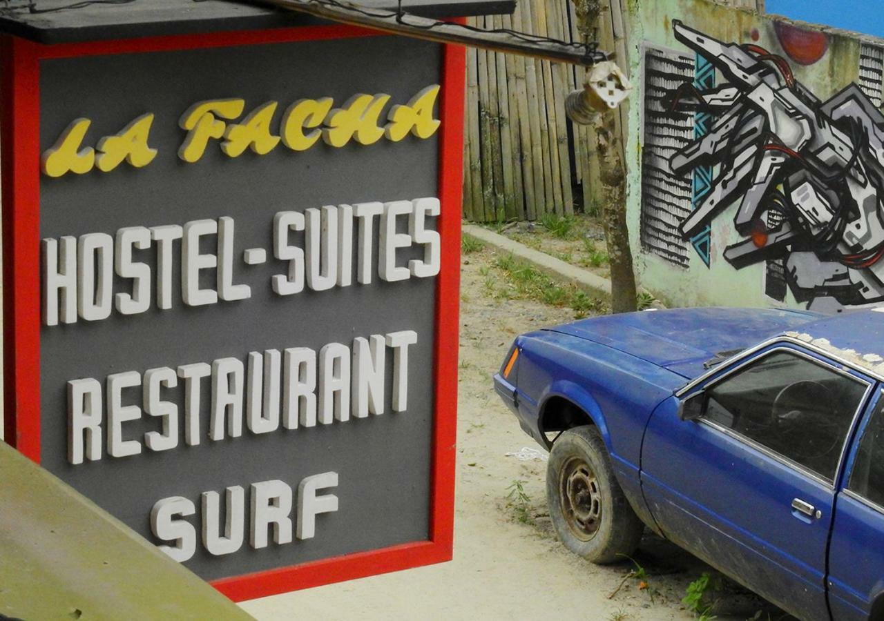 La Facha Hostal Restaurant Surf مومبيش المظهر الخارجي الصورة
