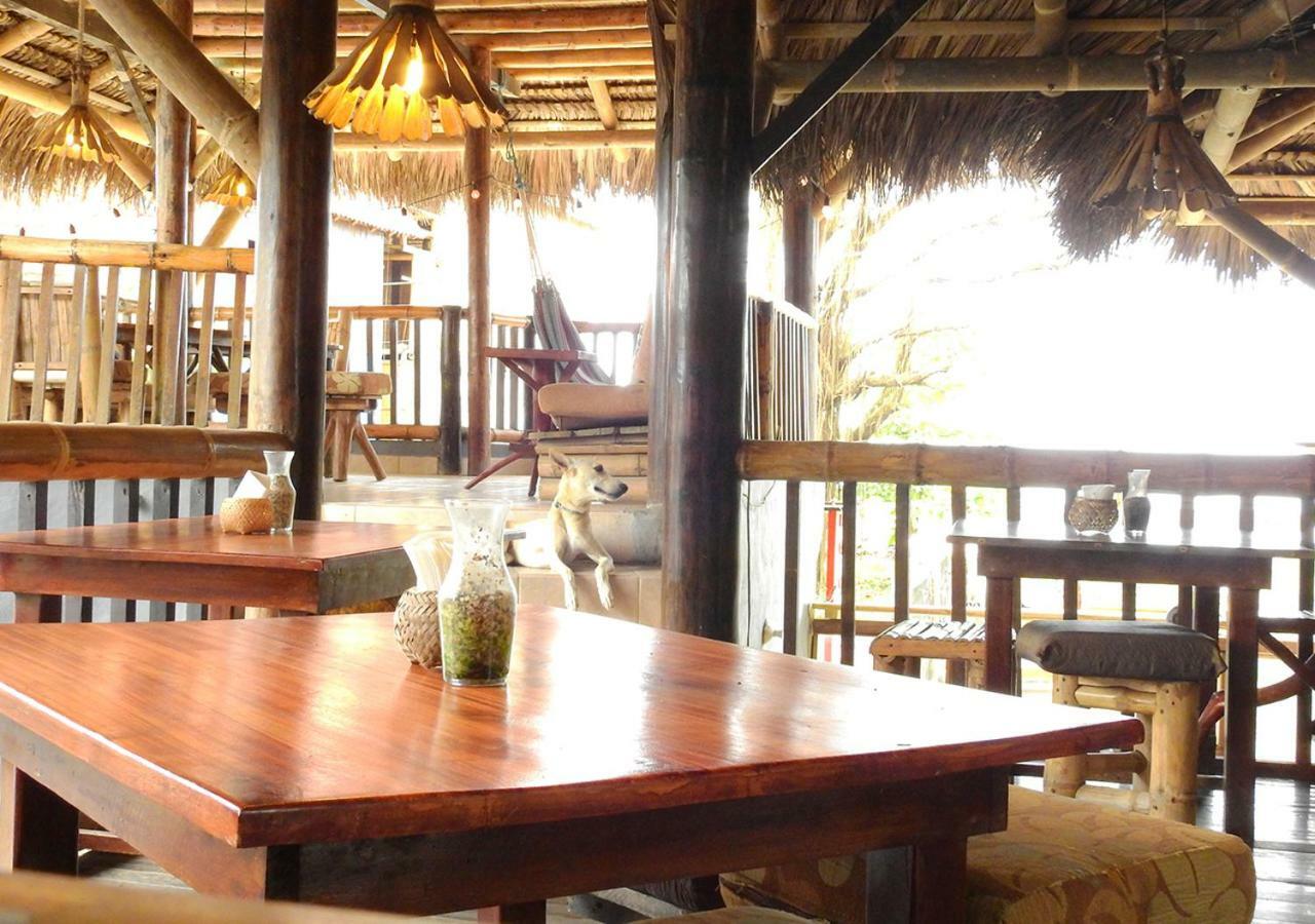 La Facha Hostal Restaurant Surf مومبيش المظهر الخارجي الصورة